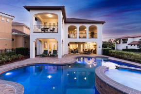 Classic 6 Bdrm Retreat with Private Pool at Reunion